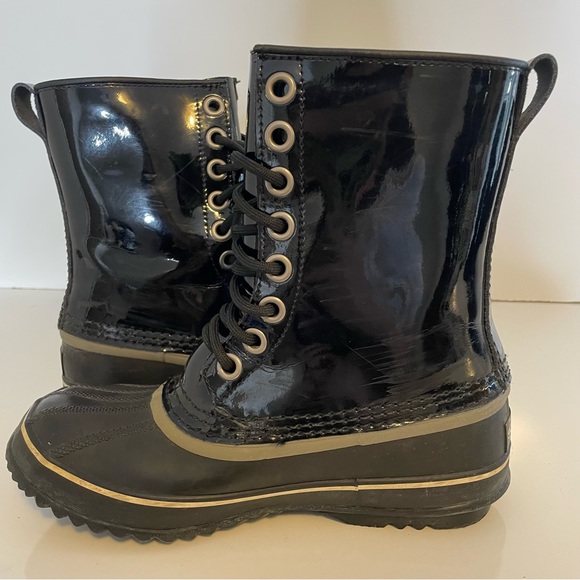 Sorel Dahlia Patent Leather Lace Up Waterproof Rain Boots 7 rain boot duck boot - Picture 7 of 13